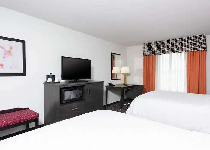Hampton Inn Akron-South
