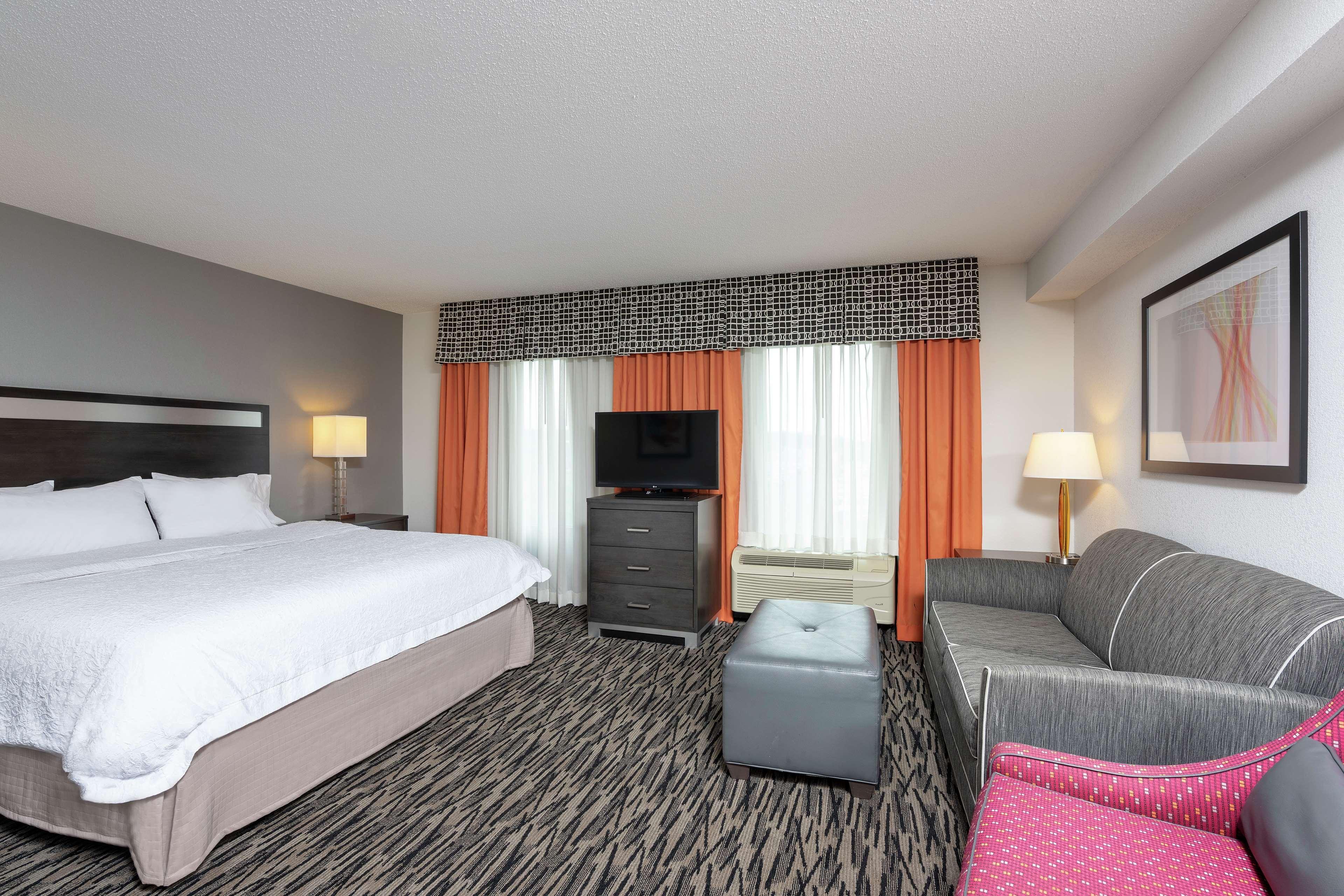 Hotel Hampton Akron-south 3*